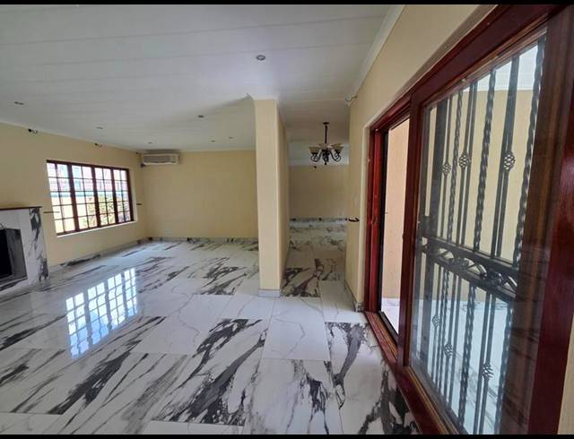 4 BEDROOM PROPERTY TO RENT IN FAERIE GLEN